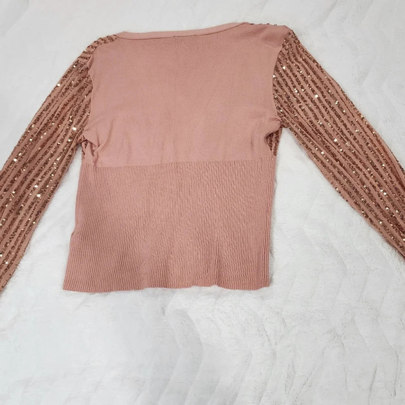 NWOT Venus Rose gold sequin Cardigan Size M - Picture 4 of 8